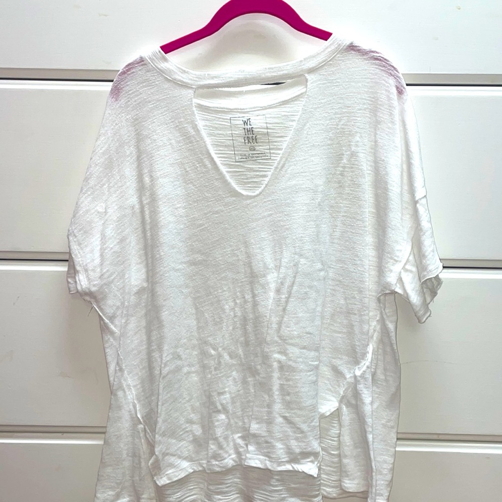 Super cute!!! Free people shirt!!